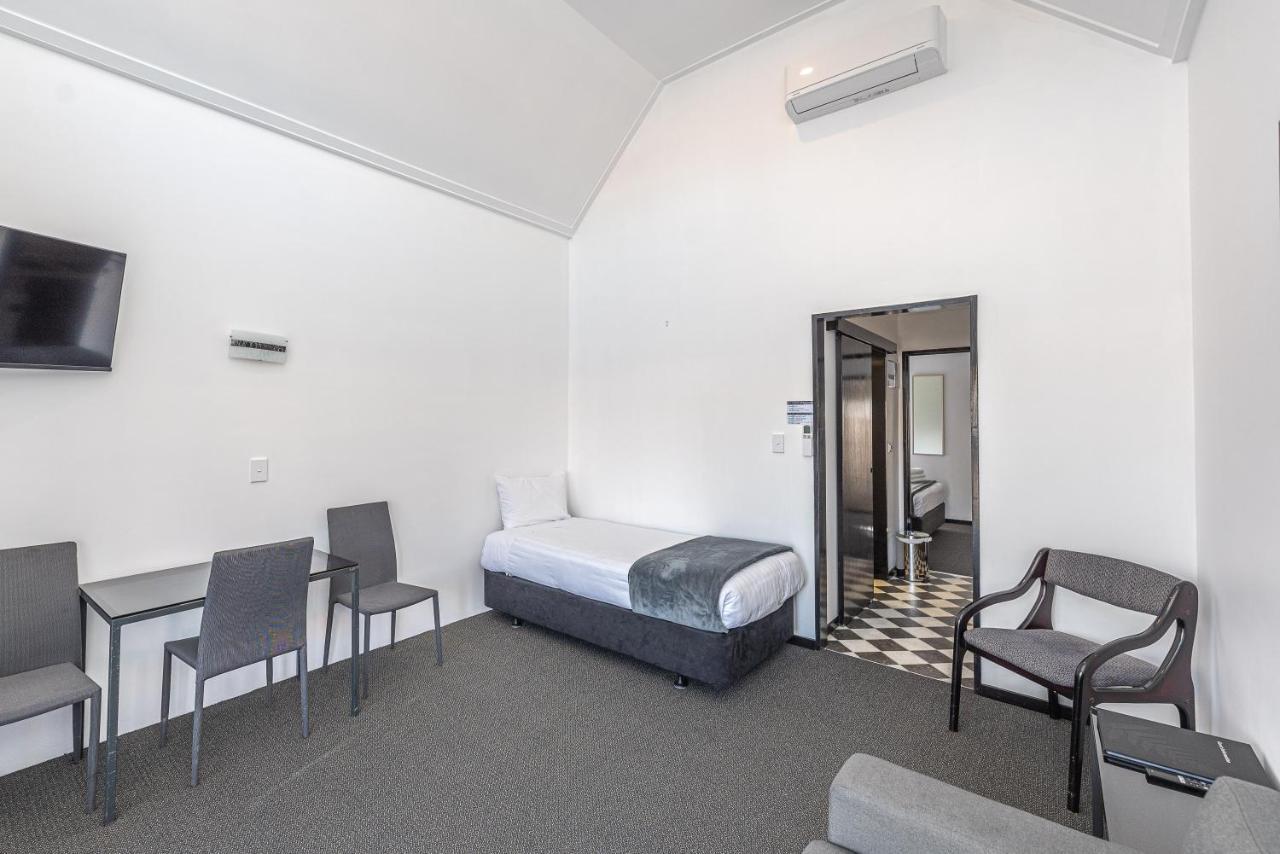 Burwood Motel Whanganui Exterior foto